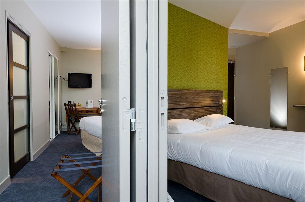 Logis Hotel Le Vert Galant La Flèche Zewnętrze zdjęcie
